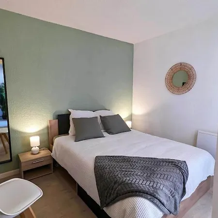 Apartment Vue Imprenable Sur Le Port -clim- Moderne Agde